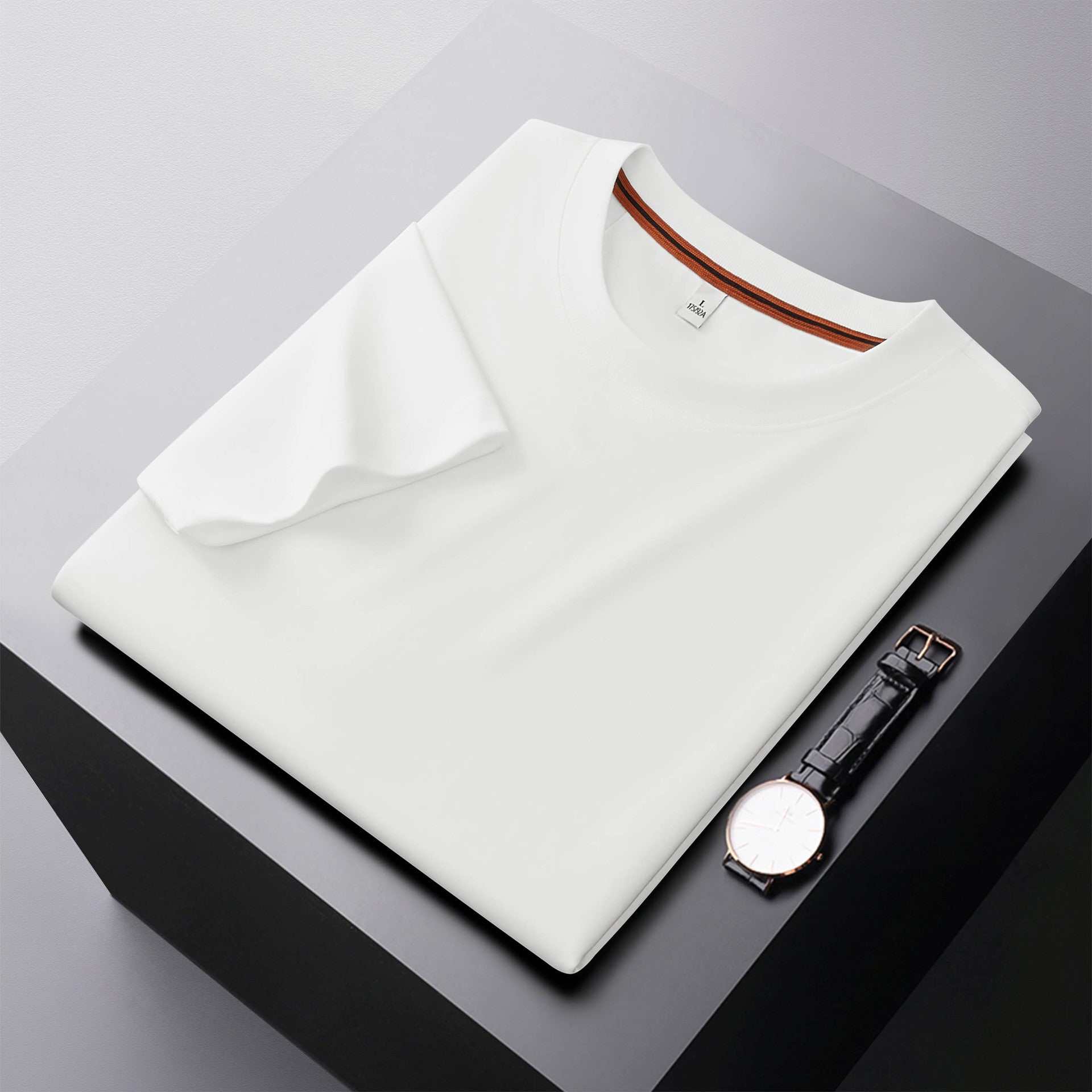Round neck T-shirt for men